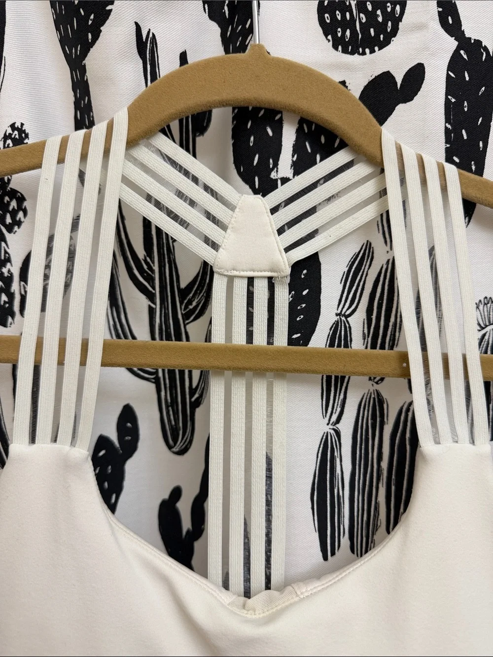 ALO Yoga White Strappy Y Back Tank Top